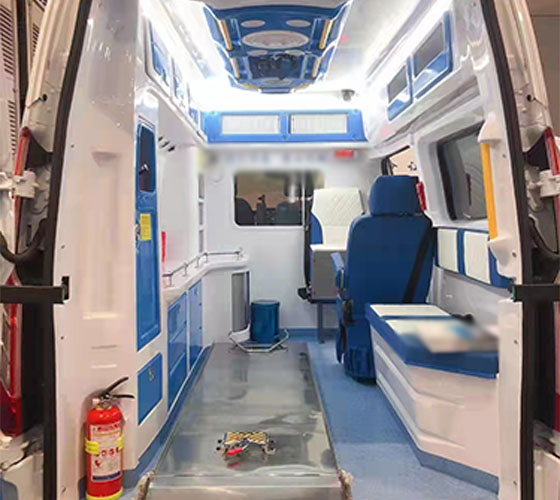 壤塘县车辆内部展示